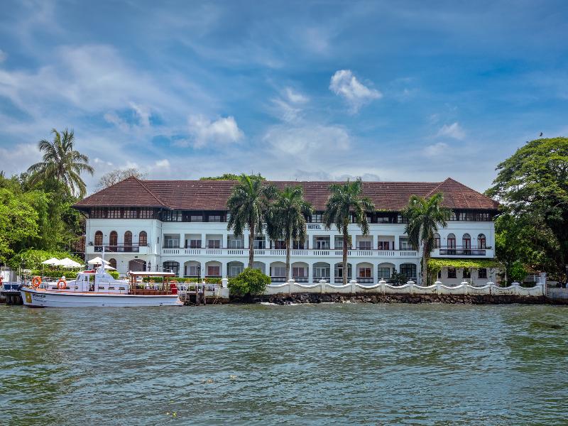Brunton Boatyard - A CGH Earth Experience image