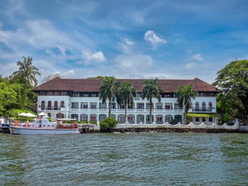 Brunton Boatyard - A CGH Earth Experience image