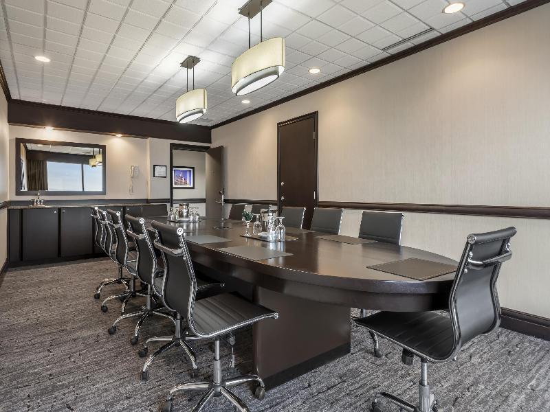 Best Western Port O'Call Hotel Calgary image