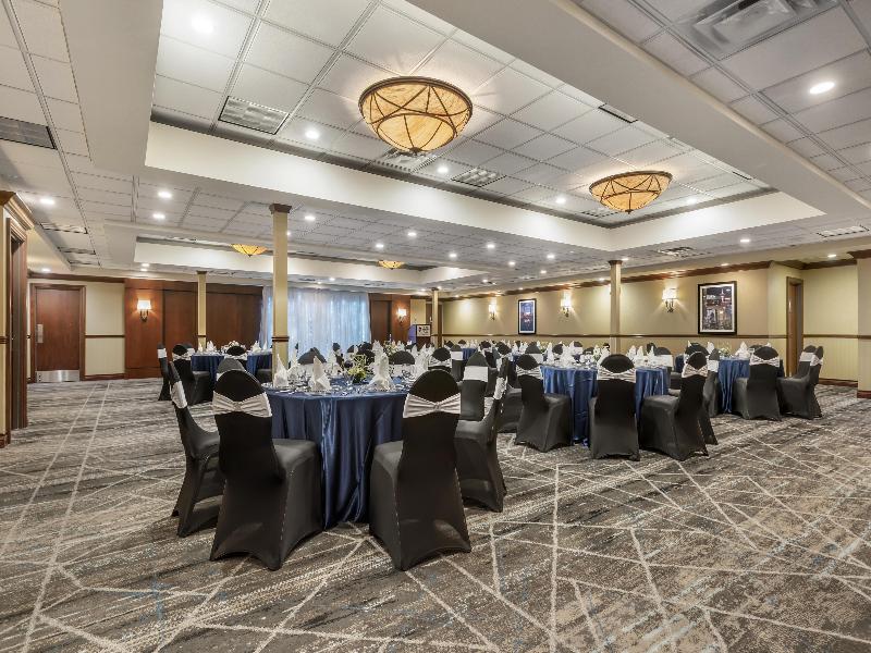 Best Western Port O'Call Hotel Calgary image
