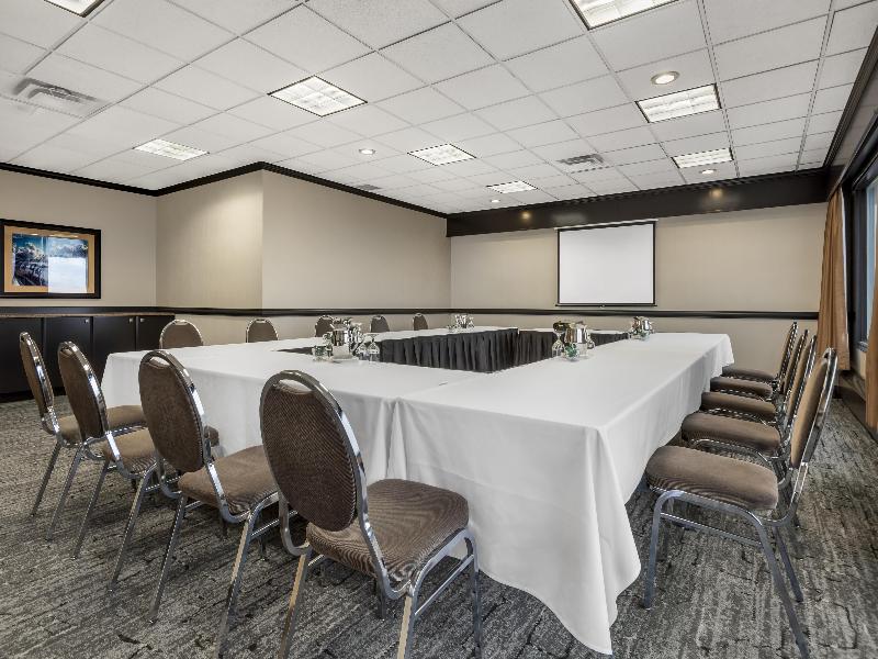 Best Western Port O'Call Hotel Calgary image