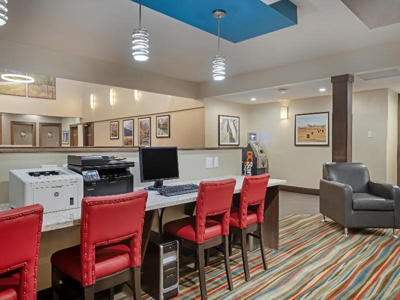Best Western Port O'Call Hotel Calgary image