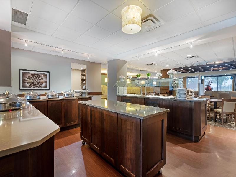 Best Western Port O'Call Hotel Calgary image