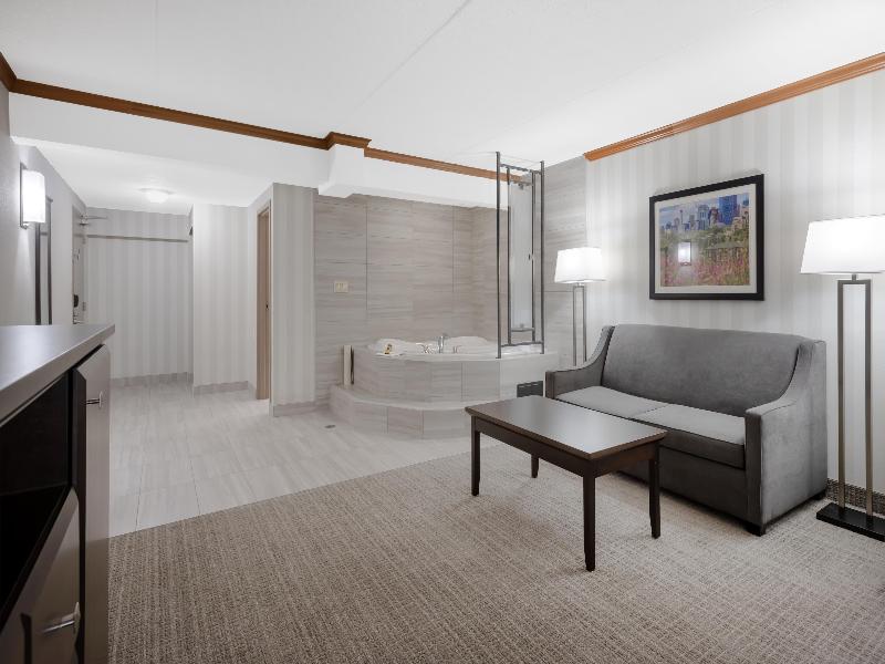 Best Western Port O'Call Hotel Calgary image