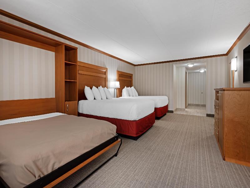 Best Western Port O'Call Hotel Calgary image