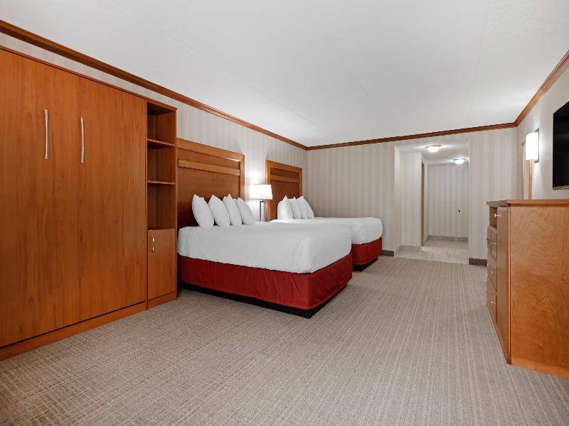 Best Western Port O'Call Hotel Calgary image