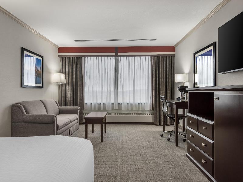 Best Western Port O'Call Hotel Calgary image