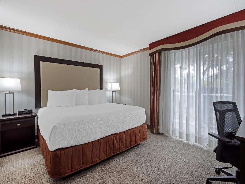 Best Western Port O'Call Hotel Calgary image