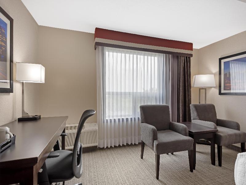 Best Western Port O'Call Hotel Calgary image