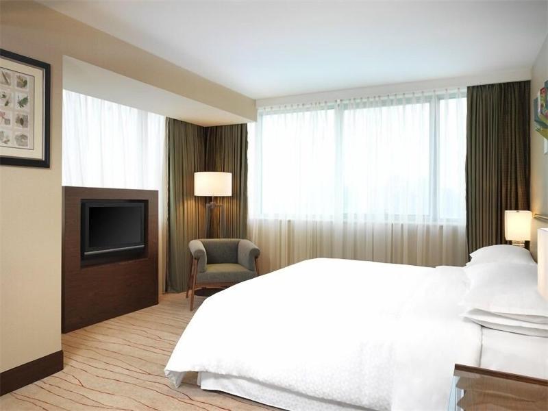 Four Points by Sheraton Daning image