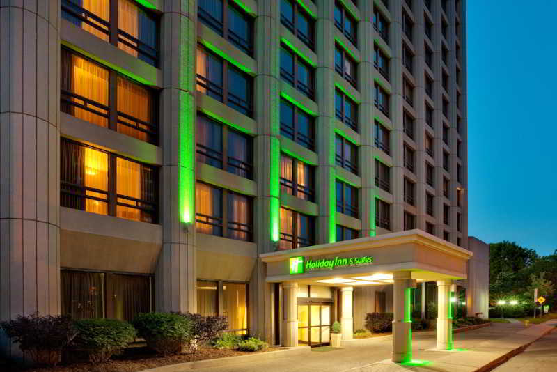 Holiday Inn AND Suites Downtown Ottawa
