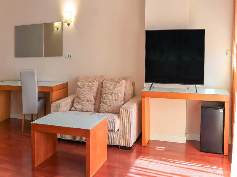Granada Palace Affiliated by Meliá image