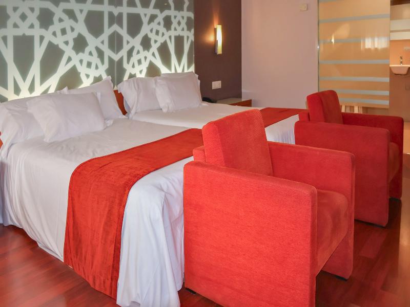 Granada Palace Affiliated by Meliá image