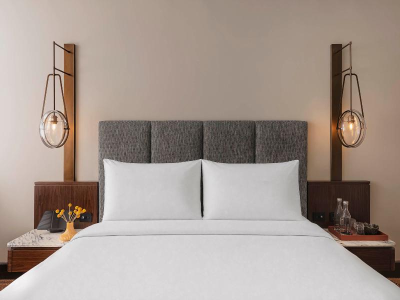 Ovolo Sydney, Woolloomooloo a Wyndham Hotel image