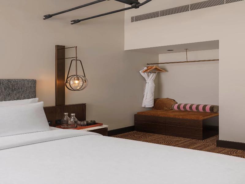 Ovolo Sydney, Woolloomooloo a Wyndham Hotel image