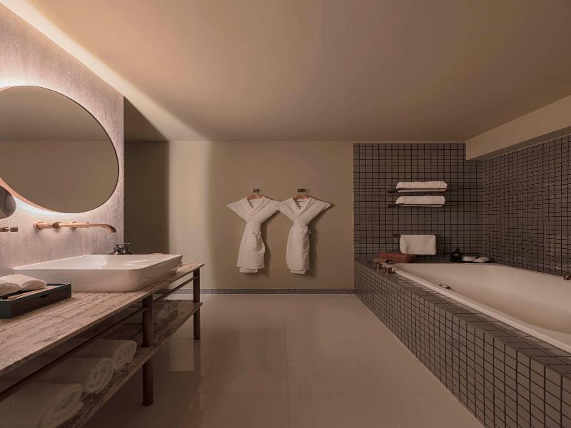 Ovolo Sydney, Woolloomooloo a Wyndham Hotel image