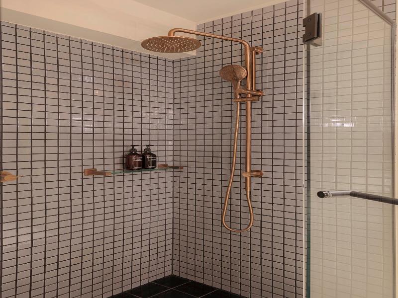 Ovolo Sydney, Woolloomooloo a Wyndham Hotel image