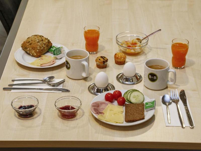 B&B HOTEL Berlin City-Ost image