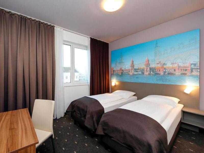 B&B HOTEL Berlin City-Ost image