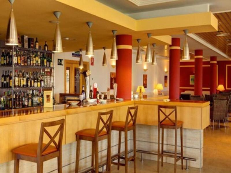 Punta del Cantal Hotel Suites image
