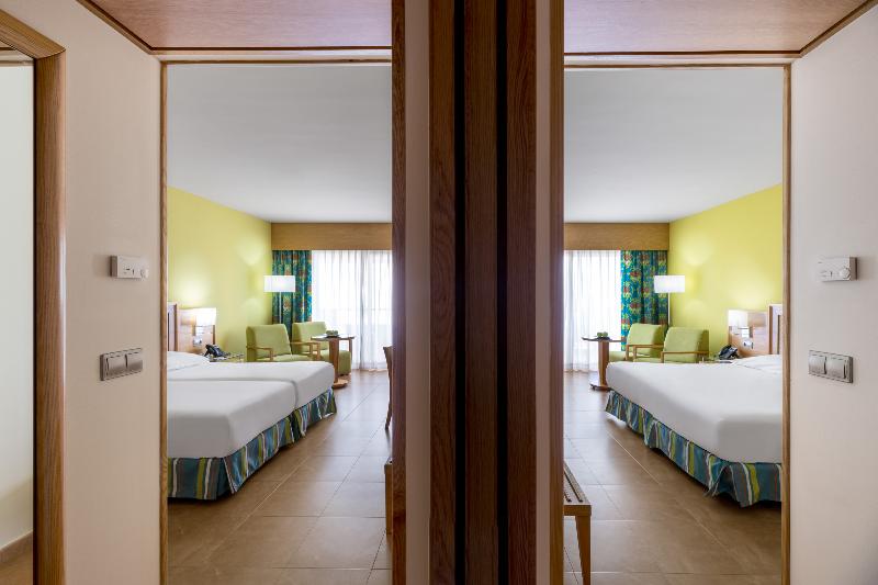 Elba Costa Ballena Beach & Thalasso Resort image