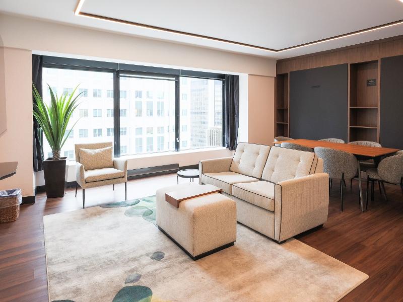 Stay in style at Hotel Bonaventure Montreal