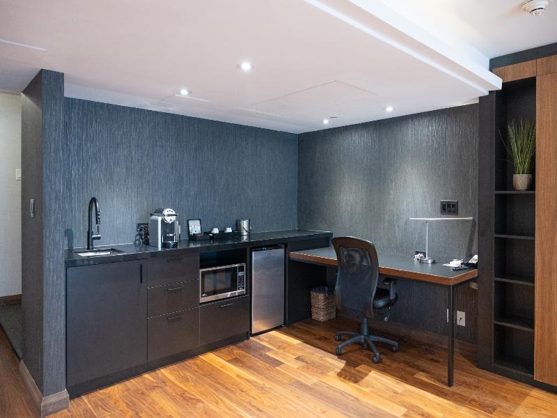 Stay in style at Hotel Bonaventure Montreal