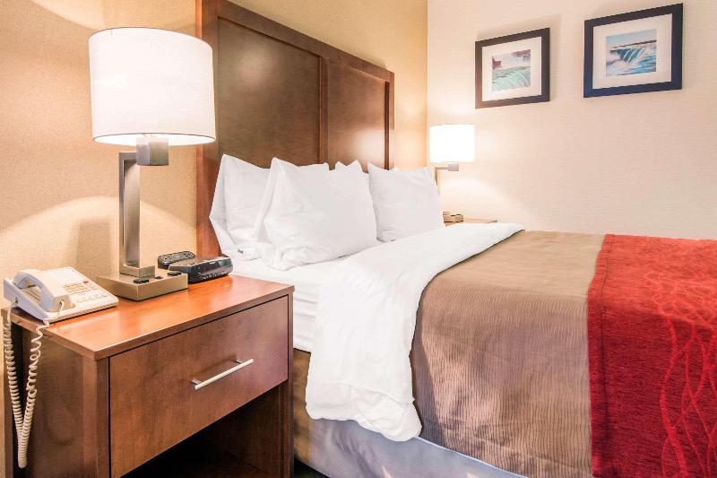 Comfort Inn Fallsview Niagara image