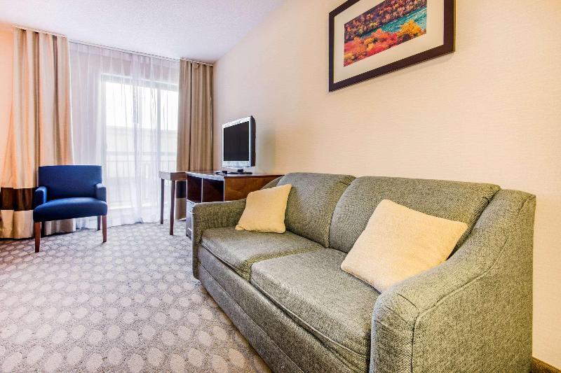 Comfort Inn Fallsview Niagara image