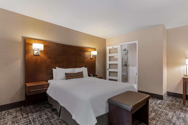Best Western Ville-Marie Montreal Hotel & Suites image