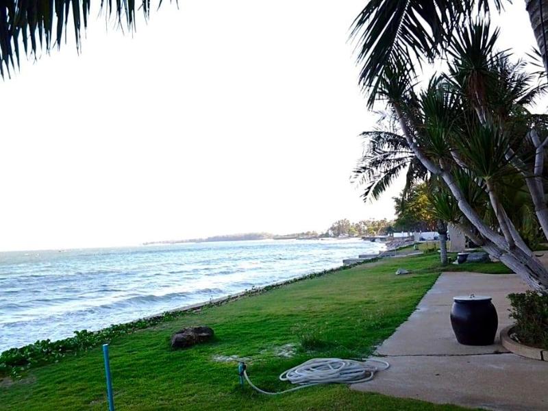Milford Paradise image