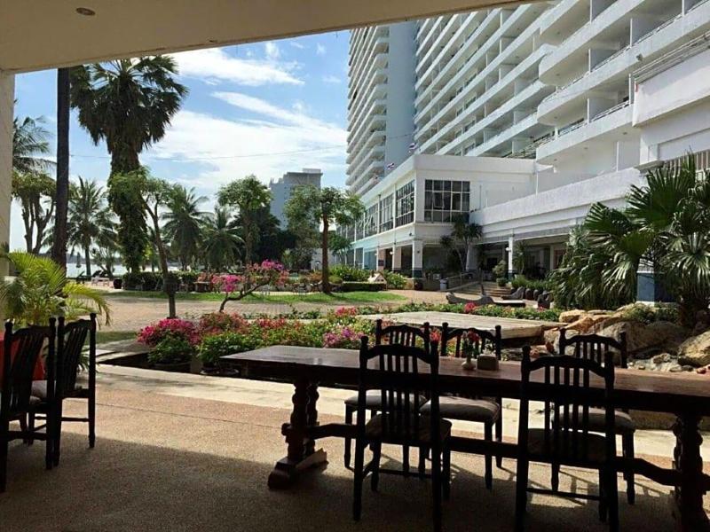Milford Paradise image