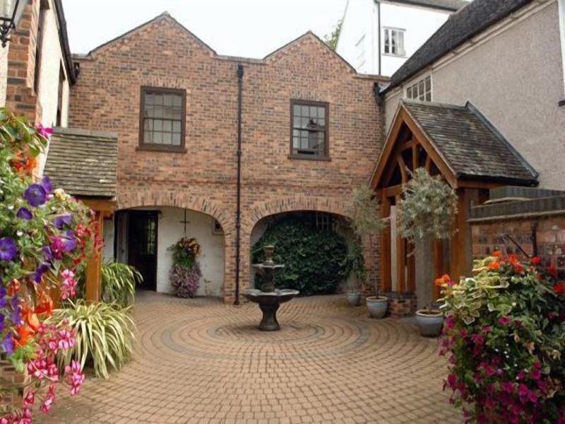 Donington Manor image