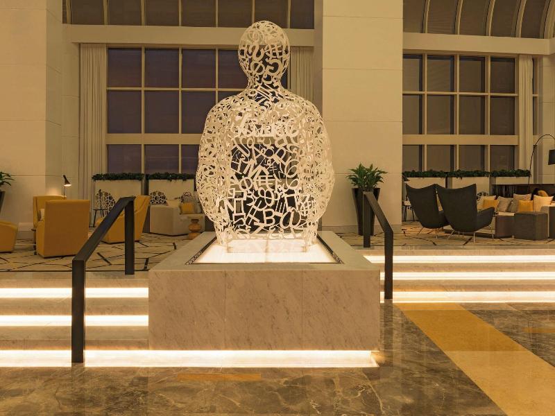 Le Royal Meridien Abu Dhabi image