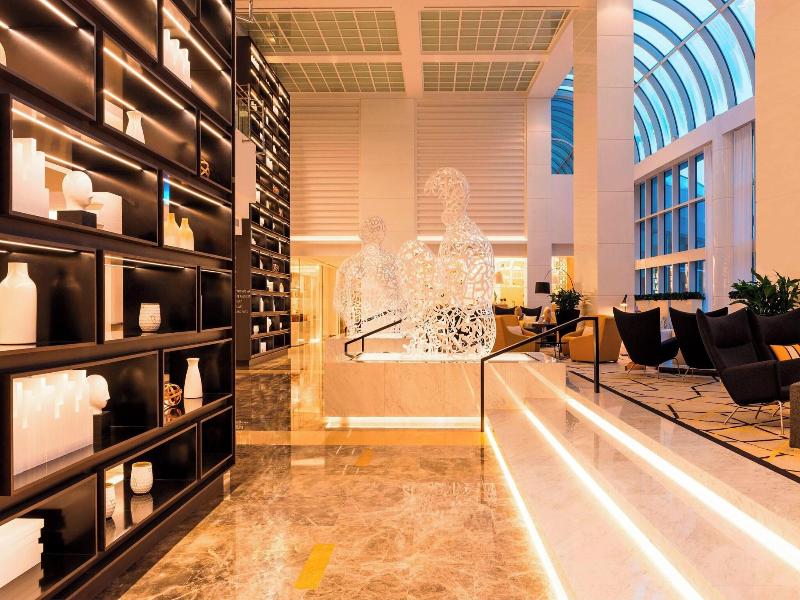 Le Royal Meridien Abu Dhabi image
