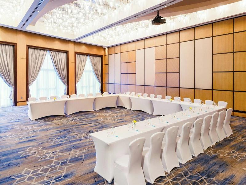 Le Royal Meridien Abu Dhabi image