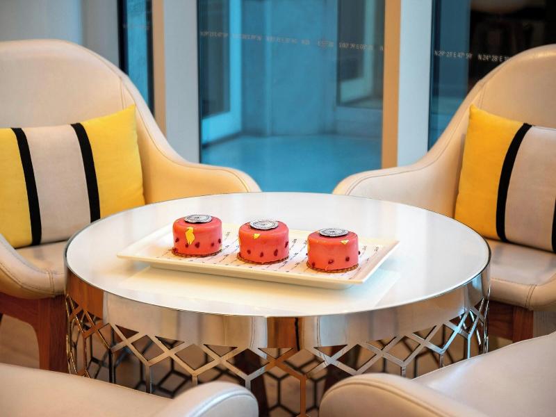 Le Royal Meridien Abu Dhabi image