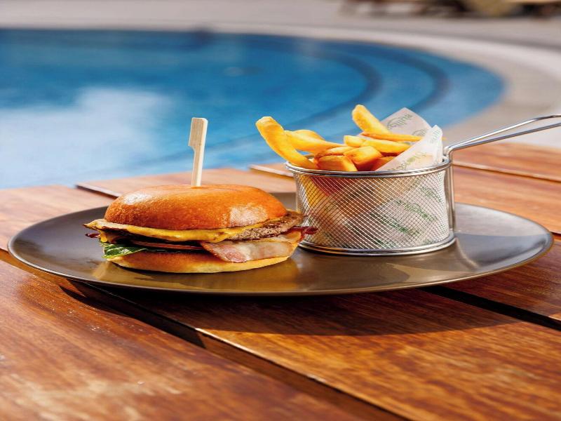 Le Royal Meridien Abu Dhabi image