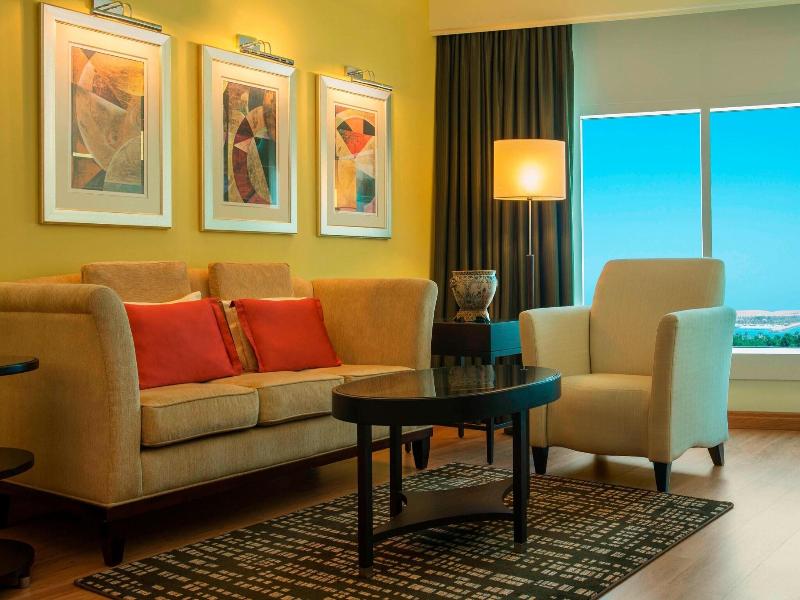 Le Royal Meridien Abu Dhabi image