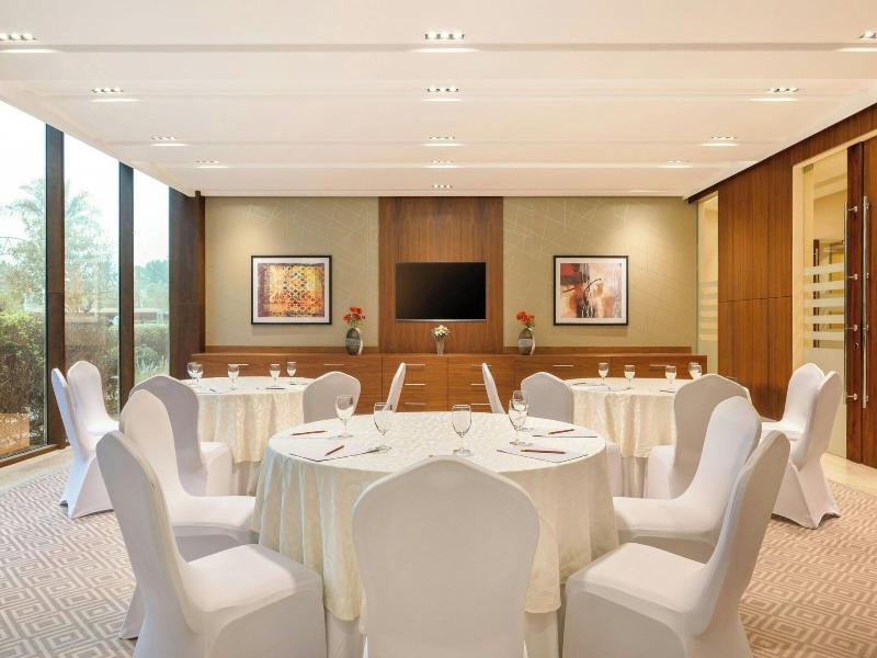 Gulf Hotel Convention and SPA image