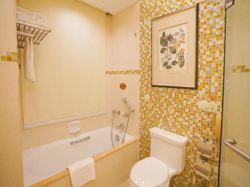 Broadway Mansions Hotel - Bund image