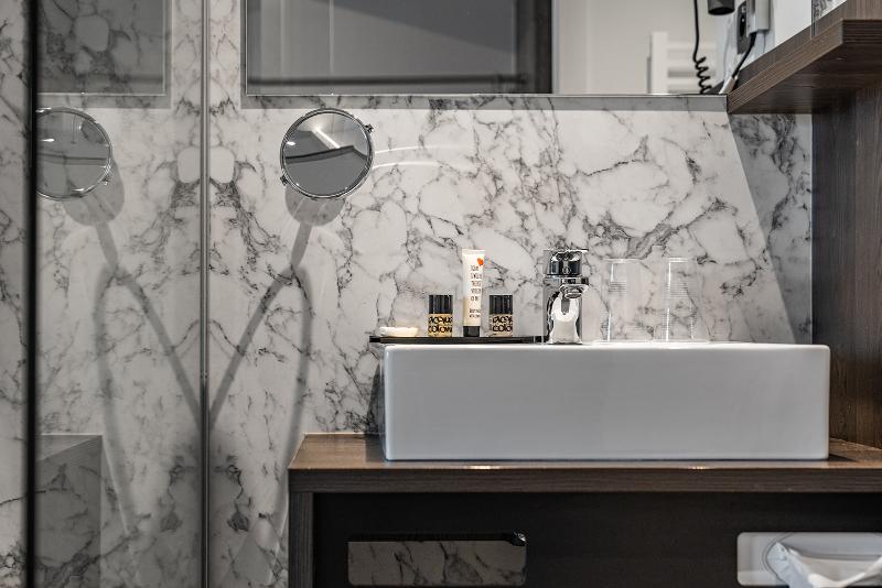Hotel Velotel Bruges image