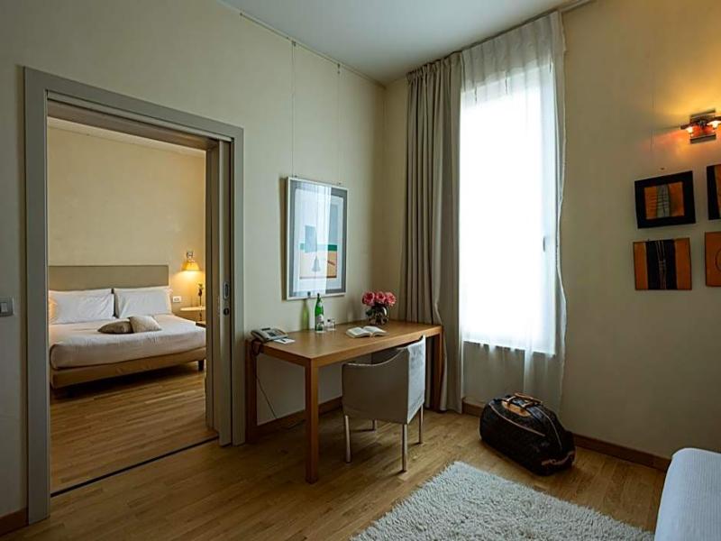 Cosmo Hotel Palace image