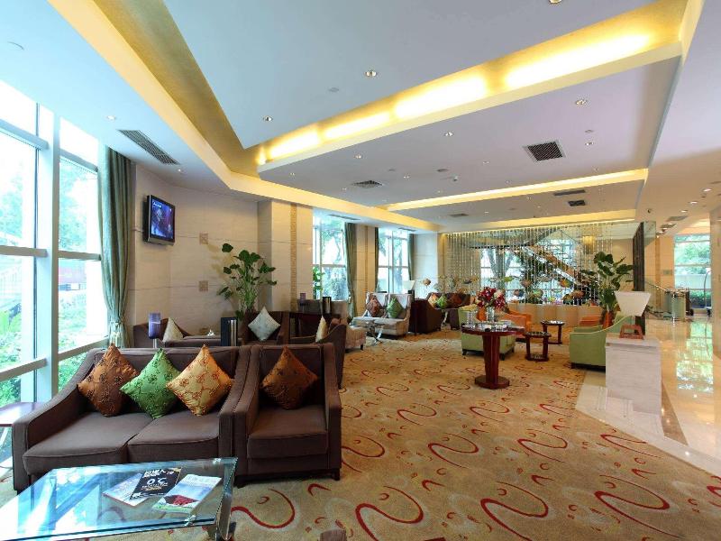 Howard Johnson Huaihai Hotel Shanghai image