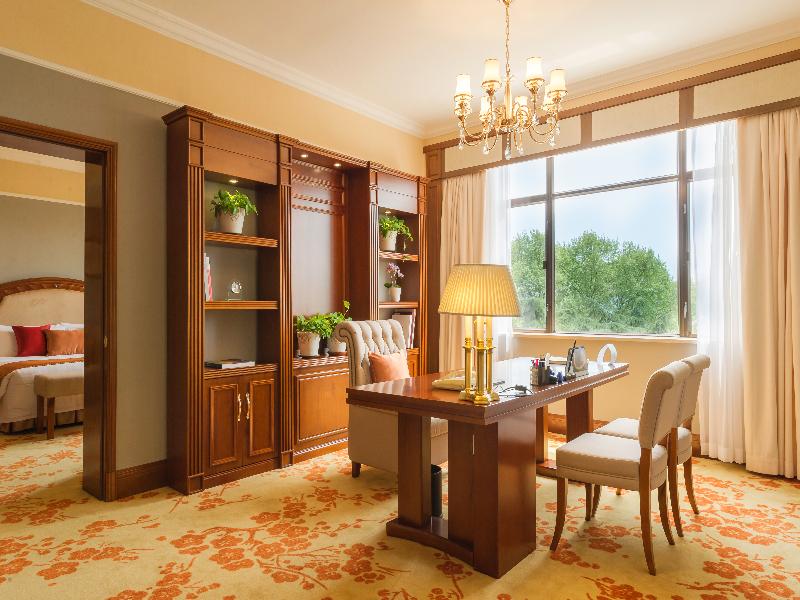 Shangri-la Hangzhou image