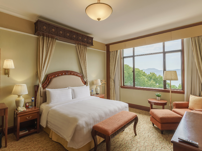 Shangri-la Hangzhou image
