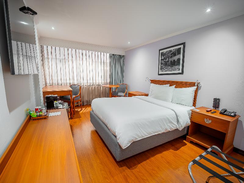 Radisson Bogota Metrotel image