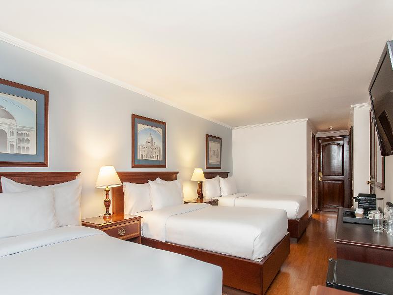 Radisson Bogota Metrotel image