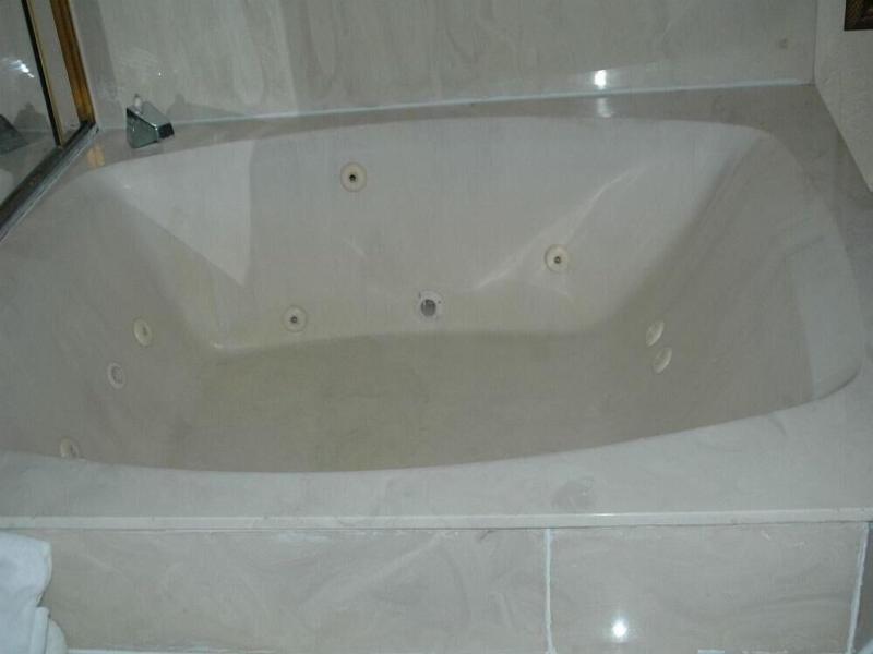 La Casa Inn And Suites