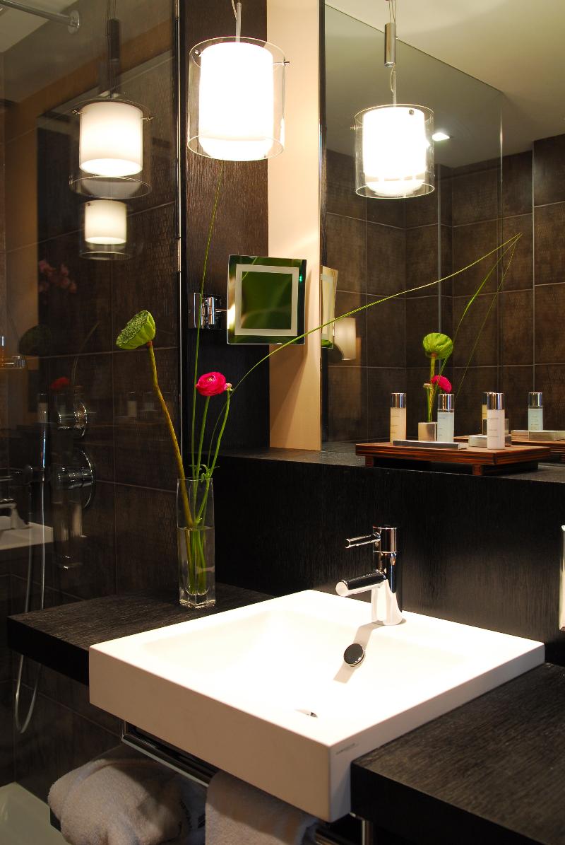 Eastwest Hotel